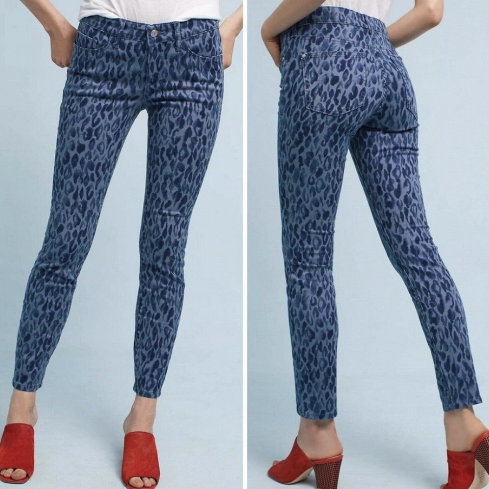 Anthropologie pilcro and the letterpress mid rise skinny leopard print jeans